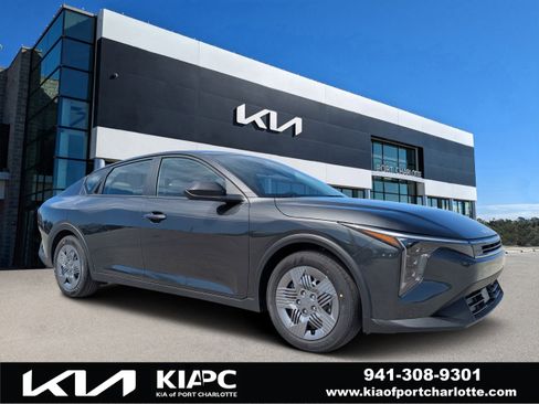 New 2026 Kia K4 LX FWD image 1