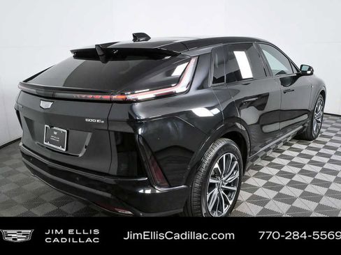 Used 2024 Cadillac Lyriq Sport image 3