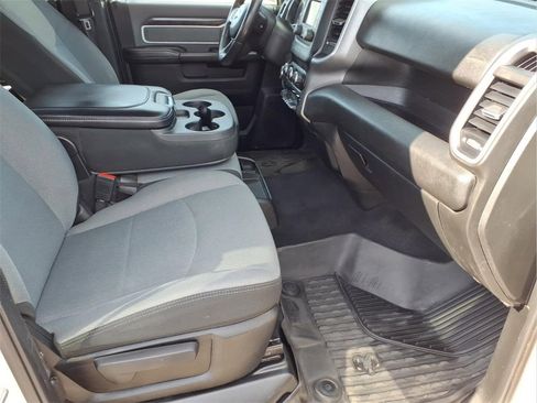 Used 2021 RAM 2500 Big Horn image 21