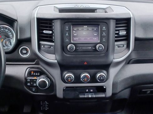 Used 2022 RAM 1500 Big Horn AWD/4WD image 28