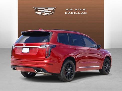 Certified 2024 Cadillac XT6 Sport w/ Technology Package AWD/4WD image 5