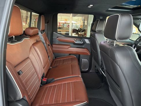 Used 2024 GMC Sierra 1500 Denali Ultimate image 36