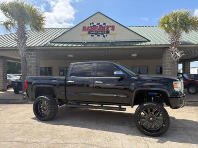 Used 2015 GMC Sierra 1500 SLT w/ SLT Crew Cab Value Package