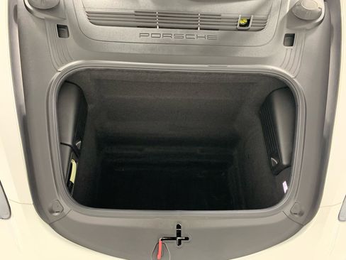 Used 2019 Porsche 718 Cayman S RWD image 11