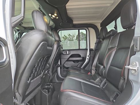 Used 2022 Jeep Gladiator Rubicon w/ LED Lighting Group image 13