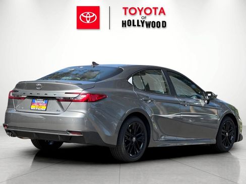 New 2026 Toyota Camry SE FWD image 4