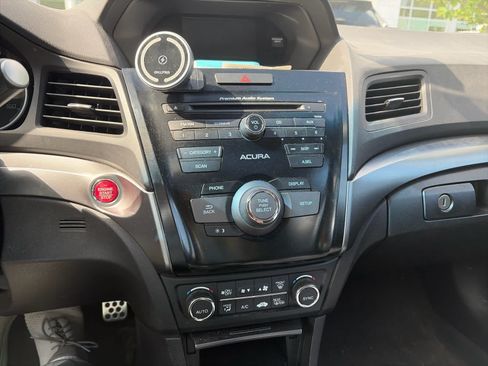 Used 2015 Acura ILX w/ Premium Package FWD image 7