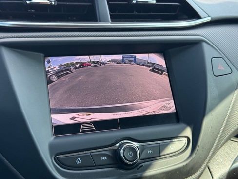 Used 2023 Chevrolet TrailBlazer LT image 24