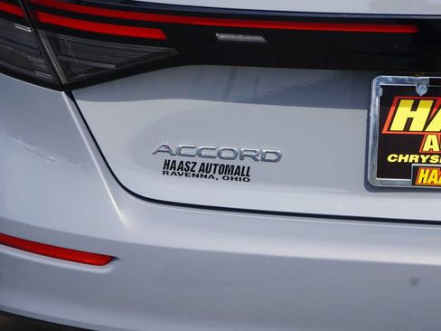 Used 2023 Honda Accord Sport image 7
