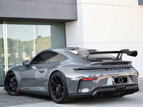 Used 2025 Porsche 911 GT3 image 5
