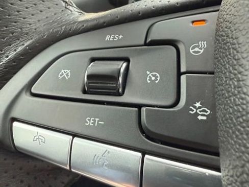 Used 2024 Cadillac XT4 Sport image 49