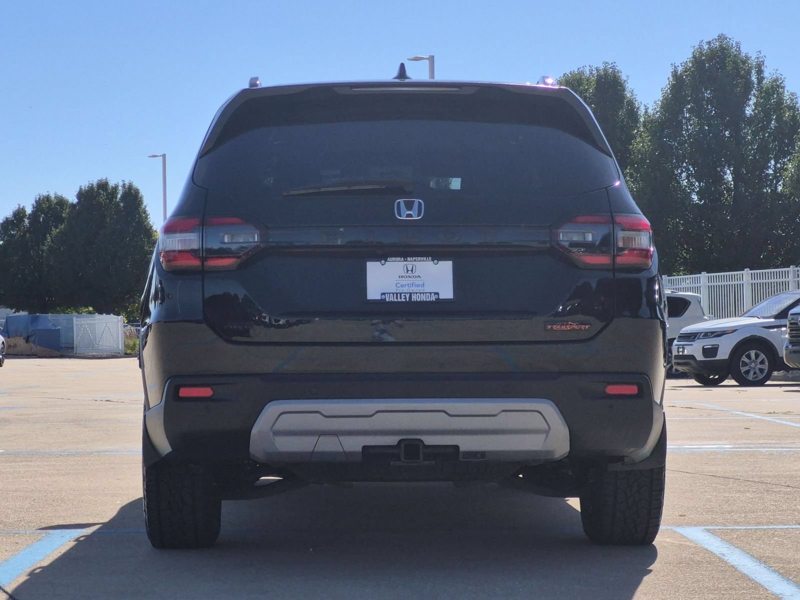 Used 2025 Honda Pilot TrailSport image 7