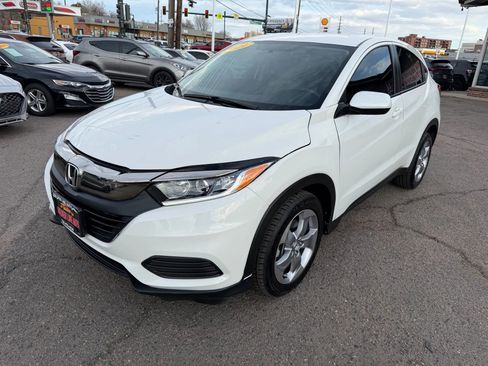 Used 2021 Honda HR-V LX image 4