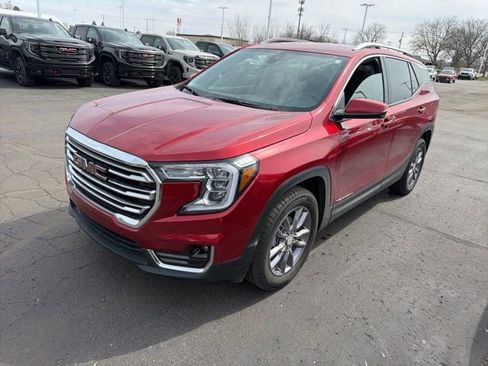 Used 2023 GMC Terrain SLT w/ Infotainment Package II image 5