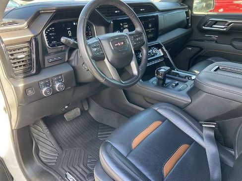 Used 2022 GMC Sierra 1500 AT4 w/ AT4 Premium Package image 6