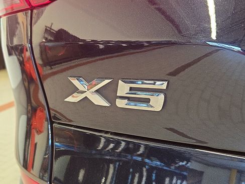 Used 2023 BMW X5 xDrive40i w/ Executive Package image 31
