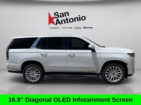 Used 2021 Cadillac Escalade Luxury RWD image 14