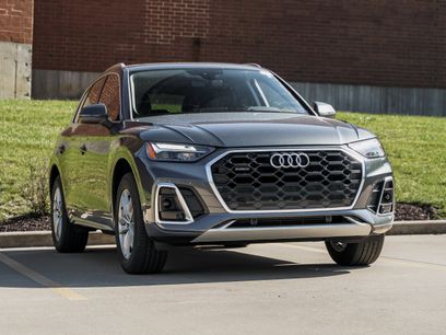 Used 2023 Audi Q5 2.0T Premium w/ Convenience Package