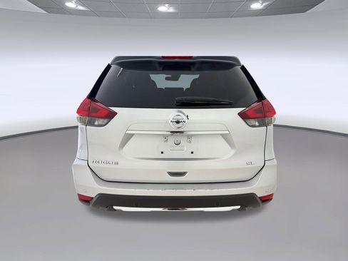 Used 2019 Nissan Rogue SL FWD image 10