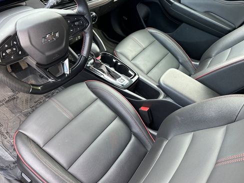 Used 2024 Chevrolet TrailBlazer RS w/ Convenience Package image 10