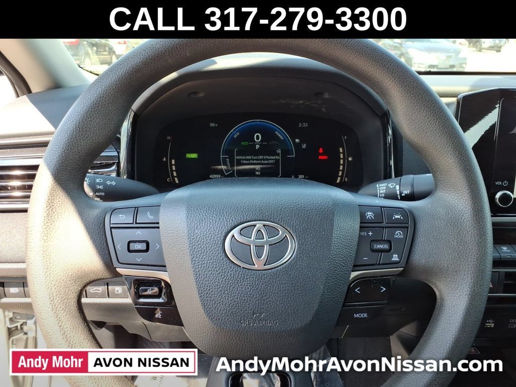 Used 2025 Toyota Camry LE FWD image 25