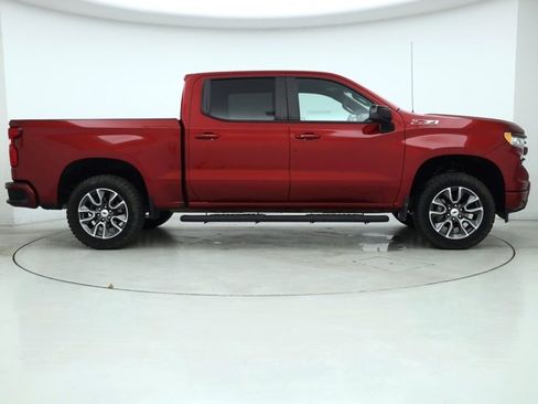 Used 2022 Chevrolet Silverado 1500 RST image 1