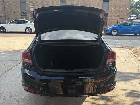 Used 2019 Hyundai Elantra Value Edition FWD image 11