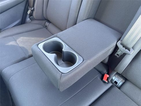 Used 2025 Nissan Rogue S FWD image 24
