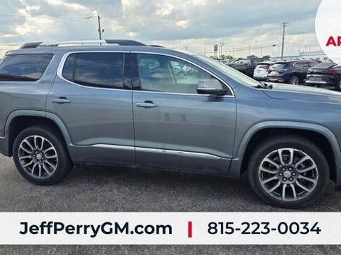 Used 2022 GMC Acadia Denali w/ Denali Ultimate Package AWD/4WD image 5