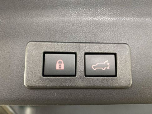 Used 2025 Subaru Ascent Premium AWD/4WD image 27