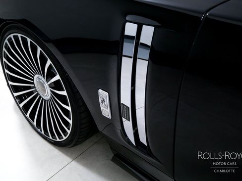 Used 2018 Rolls-Royce Phantom Sedan RWD image 47