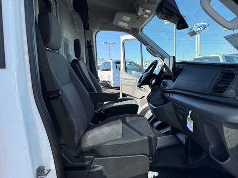 New 2026 Ford Transit 250 148 Medium Roof image 16
