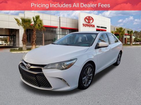 Used 2017 Toyota Camry SE FWD image 9