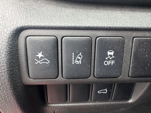Used 2024 Mitsubishi Eclipse Cross SE AWD/4WD image 17