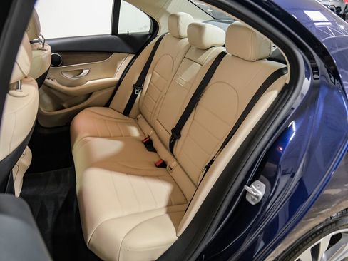 Used 2021 Mercedes-Benz C 300 4MATIC Sedan image 33