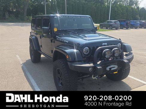 Used 2016 Jeep Wrangler Unlimited Rubicon w/ Connectivity Group AWD/4WD image 1