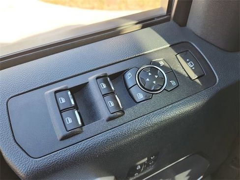 Used 2022 Ford F250 Lariat w/ Lariat Value Package image 19