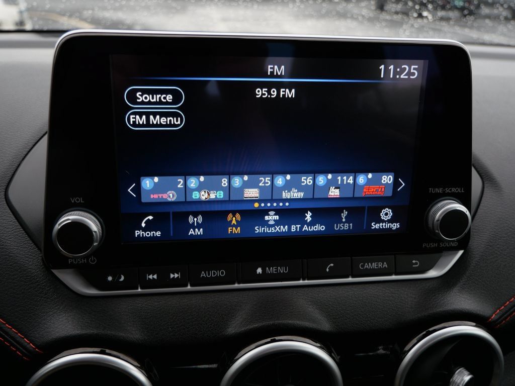 Used 2025 Nissan Sentra SR FWD image 29