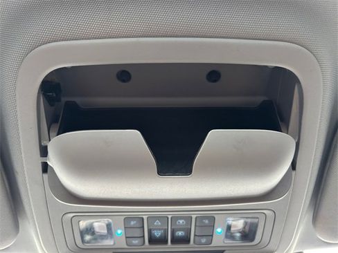 Used 2021 Ford Explorer XLT w/ Equipment Group 202A image 29