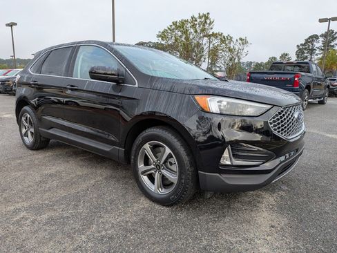 Certified 2024 Ford Edge SEL w/ Convenience Package image 3
