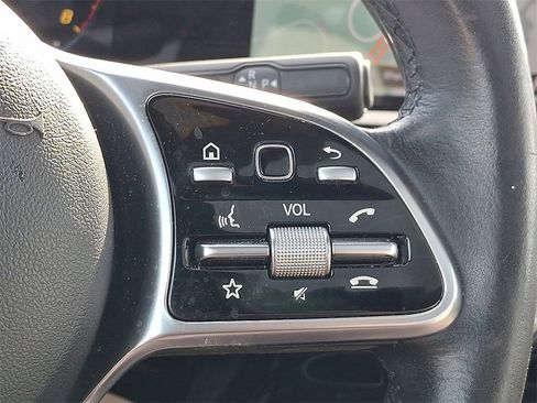 Used 2020 Mercedes-Benz CLA 250 4MATIC image 22