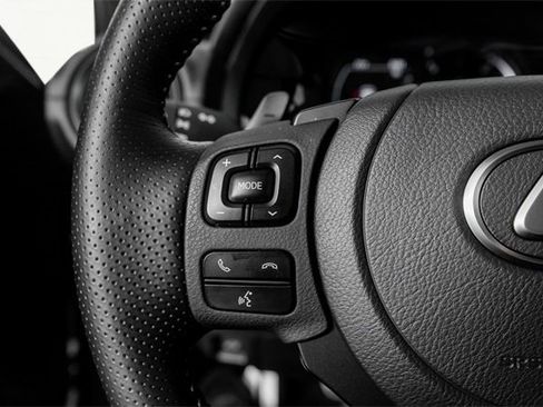 Used 2024 Lexus IS 500 image 10