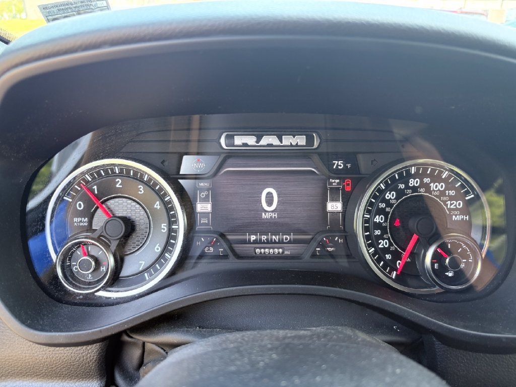 Used 2023 RAM 1500 Big Horn AWD/4WD image 5