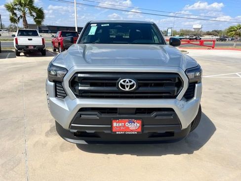 New 2026 Toyota Tacoma SR AWD/4WD image 2
