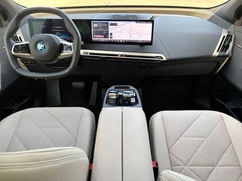 Certified 2025 BMW iX xDrive50 AWD/4WD image 20