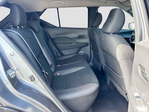 Used 2019 Nissan Kicks S FWD image 28