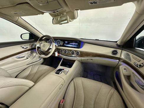 Used 2016 Mercedes-Benz S 550 Sedan image 2
