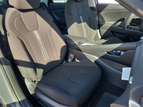 New 2026 Hyundai Elantra Blue image 17