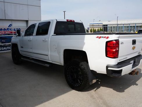 Used 2015 Chevrolet Silverado 2500 High Country w/ Duramax Plus Package AWD/4WD image 35