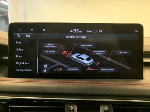 Used 2023 Genesis G70 3.3T w/ Sport Prestige Package AWD/4WD image 33